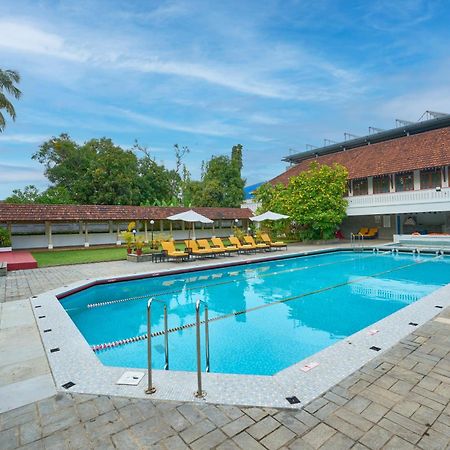 Casino Hotel - Cgh Earth, Cochin Kochi Exterior photo