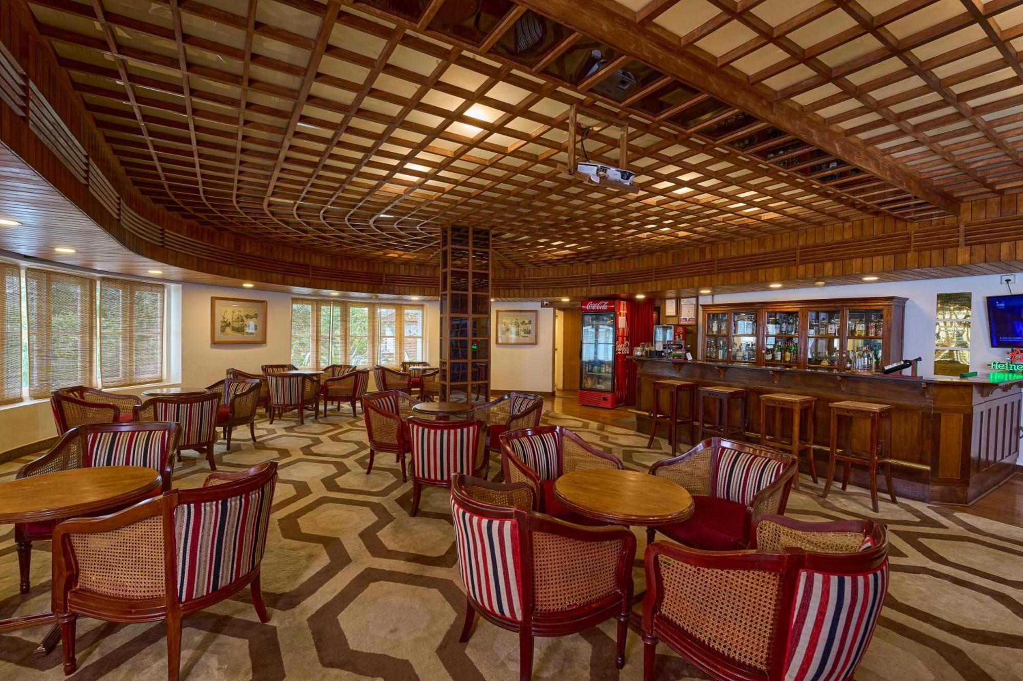 Casino Hotel - Cgh Earth, Cochin Kochi Exterior photo