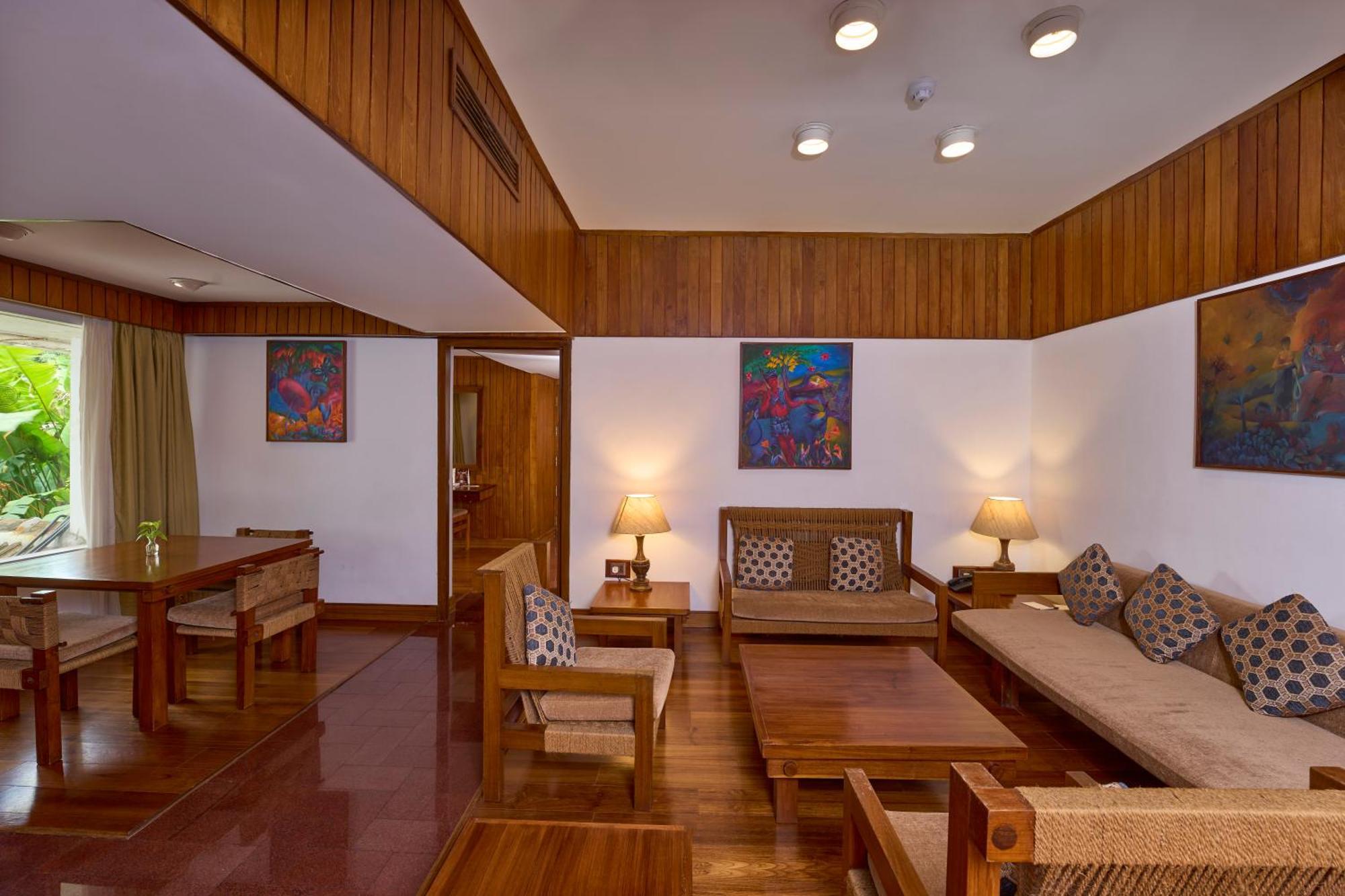 Casino Hotel - Cgh Earth, Cochin Kochi Exterior photo